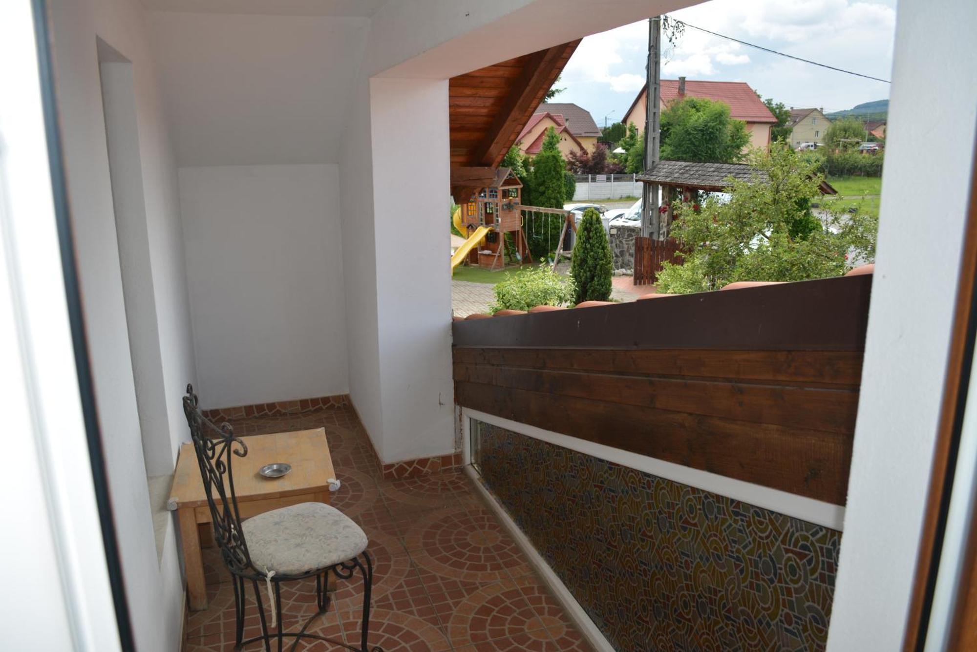 Colina Restaurant & Events Ξενοδοχείο Bistriţa Δωμάτιο φωτογραφία